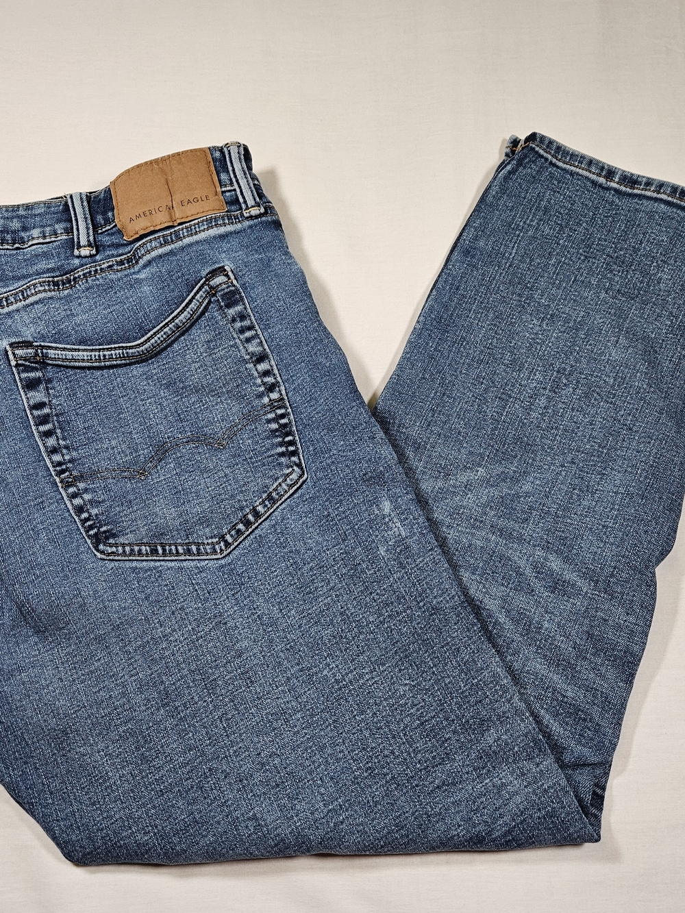 American Eagle Men's Slim Straight Jeans W38 L30 Medium Wash Stretch Denim